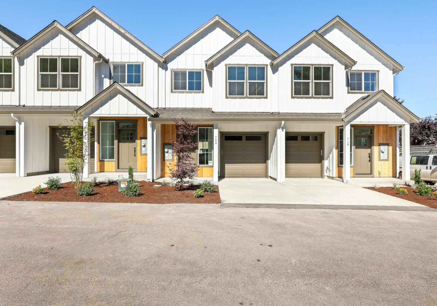 724 NE 9th St - MLS-1 724 NE 9th St - MLS-1